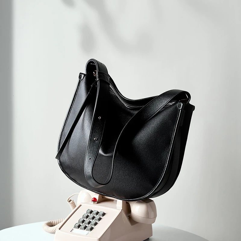 Leather-Underarm-Shoulder-Bags-1.webp